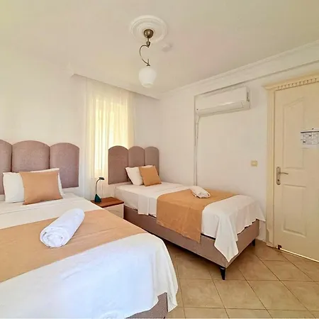 Villa Fethiye-calis'ta 5 Yatak Odali 10 Kisilik Coral 3 *